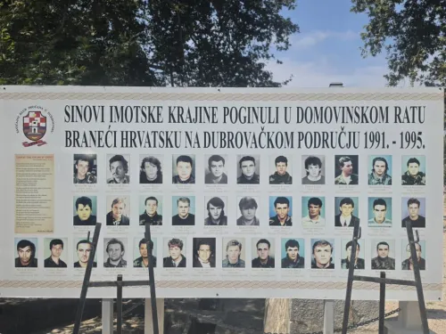 Dubrovačko-neretvanska županija: Polaganjem vijenaca u Trstenpom obilježena 29. obljetnica podizanja spomen-obilježja i 34. obljetnica deblokade Golubova kamena