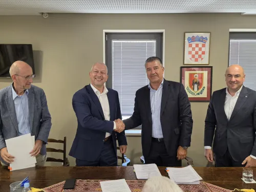 Dubrovačko-neretvanska županija: Potpisani ugovori za tri cestovna projekta u Konavlima, vrijednosti 2,3 milijuna eura