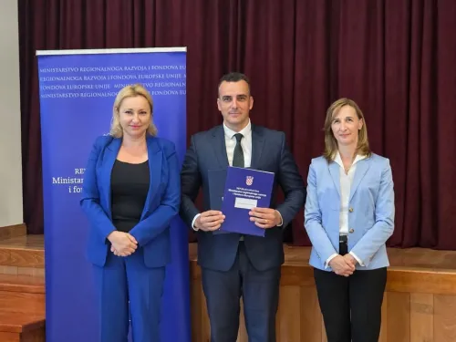 Šibensko-kninska županija ᶠ: PROJEKTIMA S PODRUČJA ŠIBENSKO-KNINSKE ŽUPANIJE 636 TISUĆA EURA ...