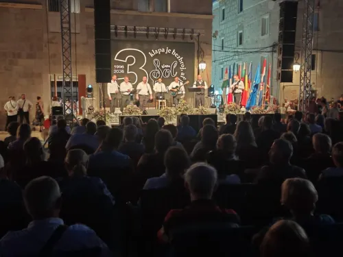 Zadarska županija: Otvoren 15. Međunarodni festival čipke u Pagu