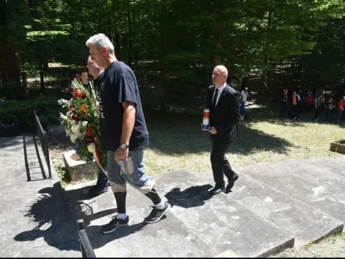 Osječko-baranjska županija: Komemoracijom kod Spomen-obilježja Crni potok odana počast žrtvama komunističkog zločina poslije završetka Drugog svjetskog rata