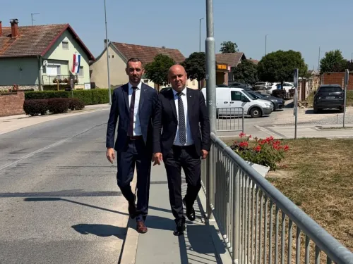 Vukovarsko-srijemska županija ᶠ: Čestitke svim mještanima povodom Dana Općina Andrijaševci , jedne ...
