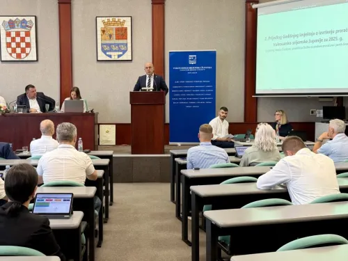 Vukovarsko-srijemska županija: Novi investicijski ciklus Vukovarsko-srijemske županije: Jednoglasno podržan razvojni kredit i paket mjera za gospodarstvo i poljoprivredu