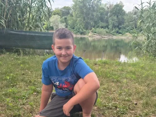 Virovitičko-podravska županija ᶠ: Ovo je Eric Majstor iz Pitomače, a ovo ispred njega je amur težak 7,65 ...