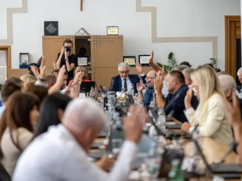 Brodsko-posavska županija: ODRŽANA 8. SJEDNICA ŽUPANIJSKE SKUPŠTINE