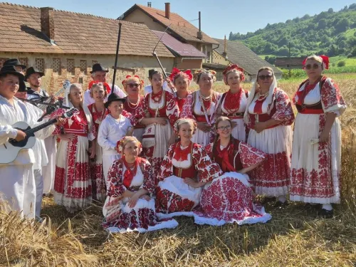 Varaždinska županija ᶠ: U GREŠĆEVINI OBILJEŽENO 15 GODINA RADA UDRUGE BISERNA DOLINA ...