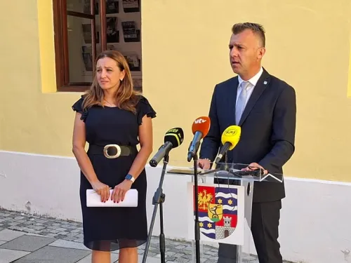 Varaždinska županija ᶠ: NA 8. SJEDNICI ŽUPANIJSKE SKUPŠTINE O JAVNIM PRIZNANJIMA, ZDRAVSTVU ...