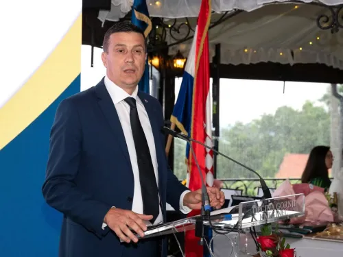Varaždinska županija ᶠ: SVEČANOM SJEDNICOM PROSLAVLJEN DAN OPĆINE GORNJI KNEGINEC