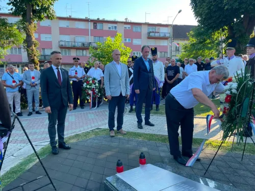 Sisačko-moslavačka županija: OBILJEŽEN DAN HRVATSKIH BRANITELJA GRADA NOVSKE