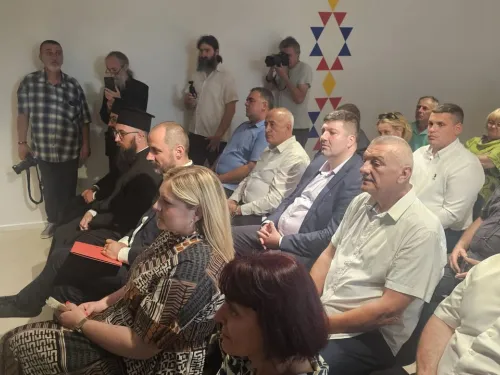 Karlovačka županija ⓕ: U Ogulinu su otvorene novouređene prostorije Srpskog kulturnog centra.