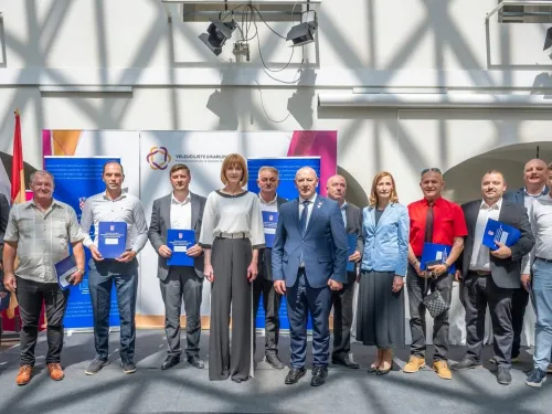 Karlovačka županija ᶠ: Nove investicije za lokalni razvoj!