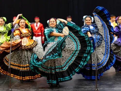Koprivničko-križevačka županija: U Svetom Ivanu Žabnu održana druga večer 19. Međunarodnog festivala folklora »Iz bakine škrinje«