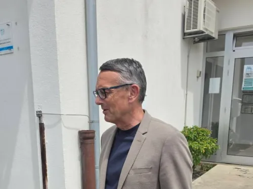 Primorsko-goranska županija ᶠ: Nakon posjeta Baški, župan Ivica Lukanović obišao je Punat i obnovljenu ...
