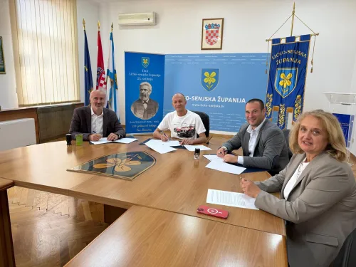 Ličko-senjska županija: Potpisan Sporazum o suradnji na organizaciji manifestacije »Jesen u Lici 2026.«