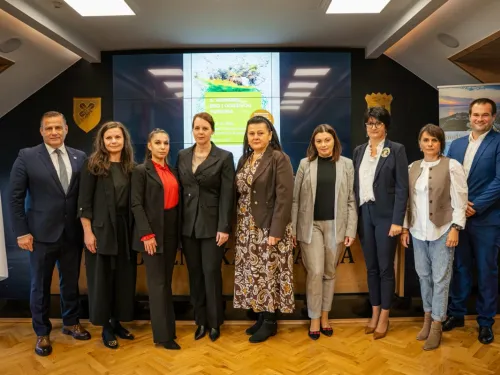 Ličko-senjska županija: Najavljujemo 4. kongres eko i održivog turizma koji će se održati u sklopu manifestacije Jesen u Lici Održive manifestacije u središtu razgovora o budućnosti hrvatskog turizma